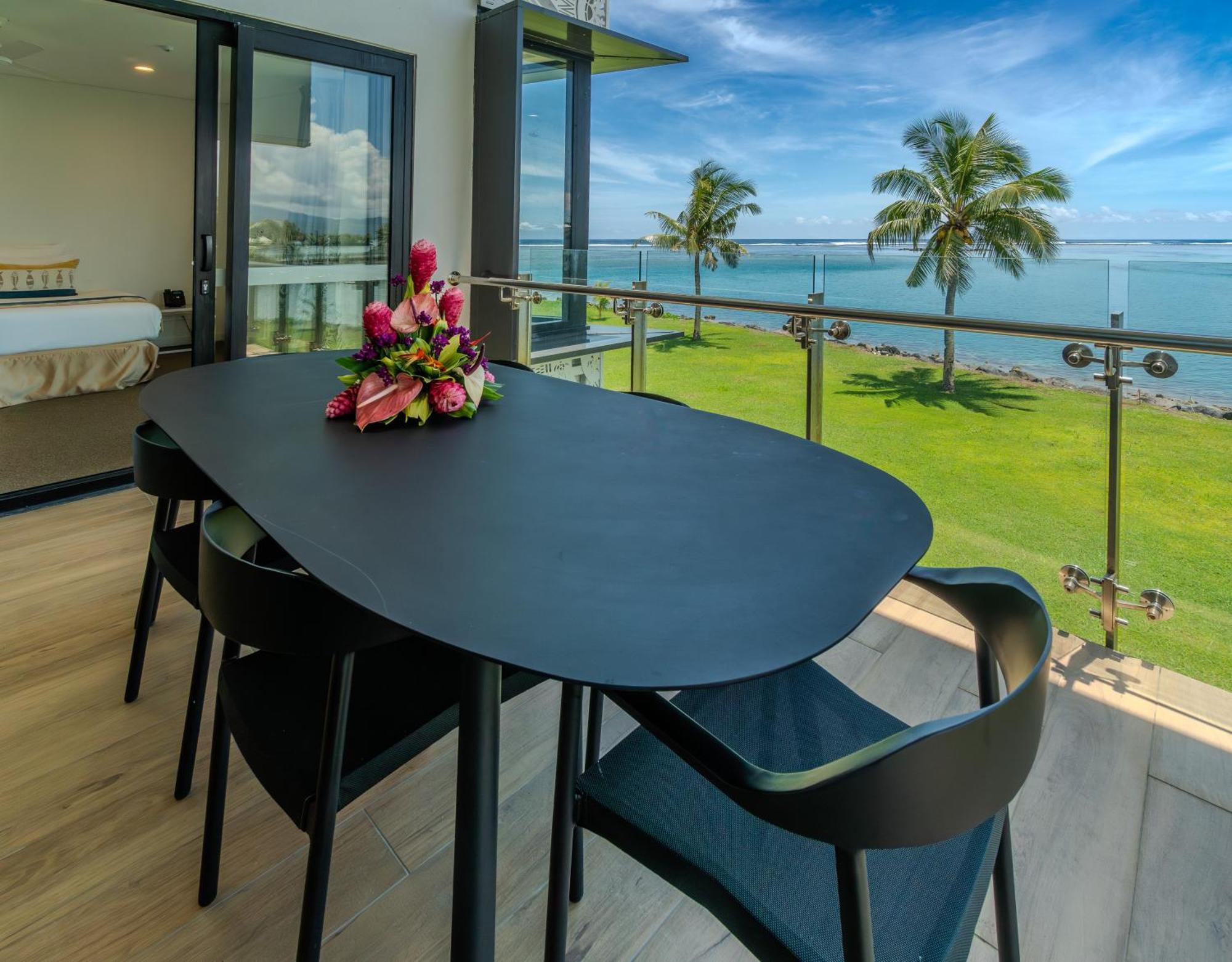 เทาเมียซีนา ไอส์แลนด์ รีสอร์ต Hotel อาเพีย ภายนอก รูปภาพ
