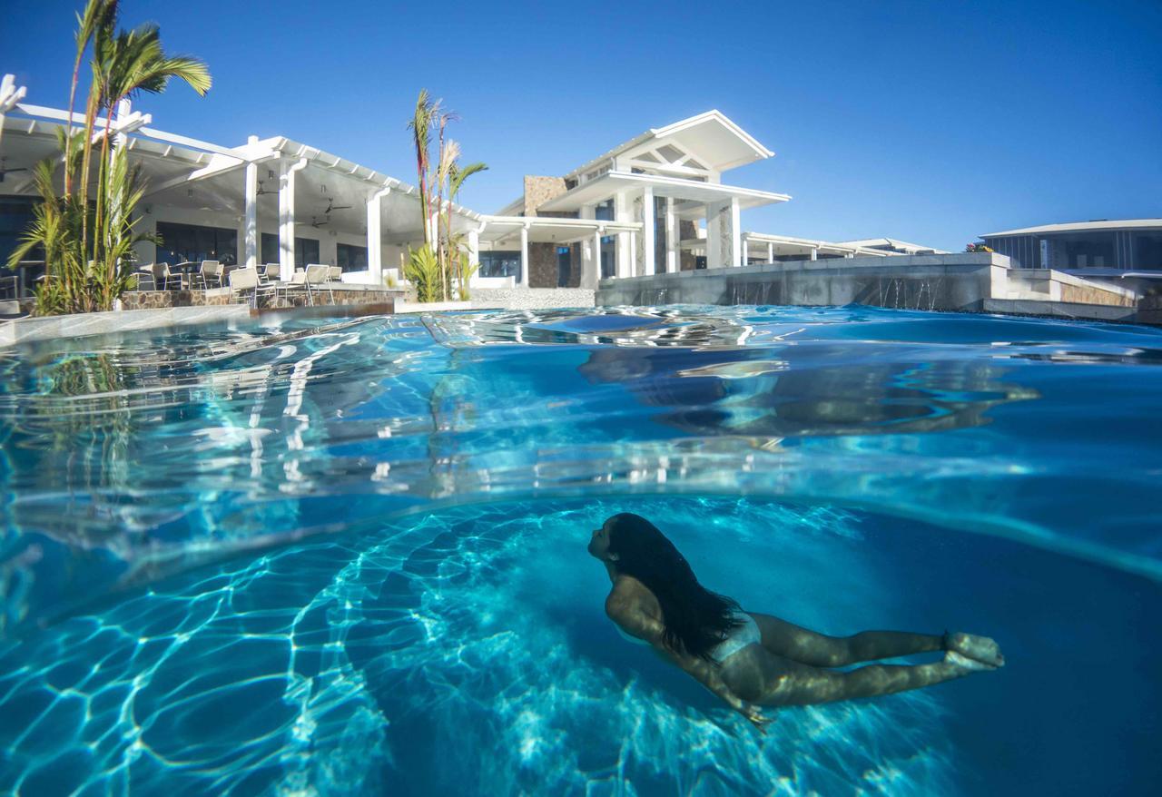 เทาเมียซีนา ไอส์แลนด์ รีสอร์ต Hotel อาเพีย ภายนอก รูปภาพ
