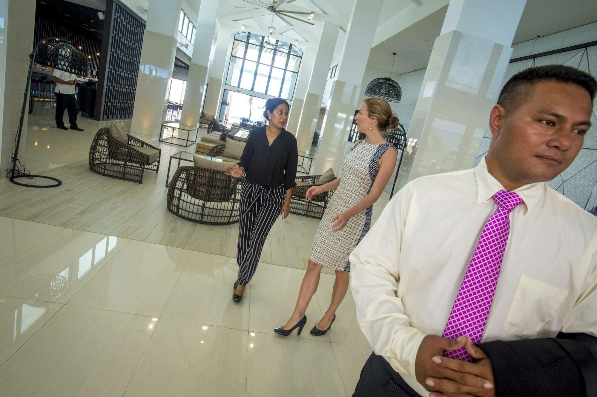 เทาเมียซีนา ไอส์แลนด์ รีสอร์ต Hotel อาเพีย ภายนอก รูปภาพ